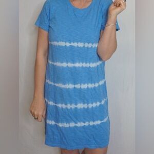 Blue and white tie dye Universal Thread t shirt dress